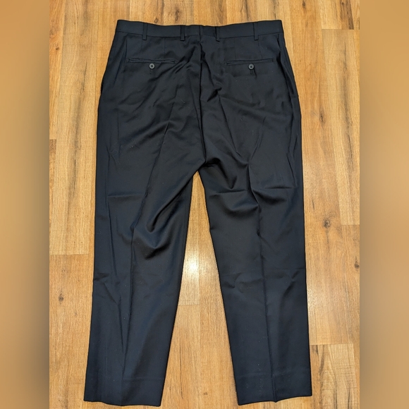 NWOT Kirkland Signature Men's Pleated Italian Wool Dress Slacks 38 x 29 - Picture 2 of 15